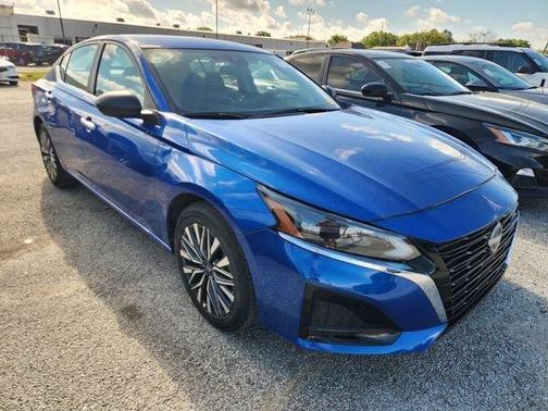 Bluestone Pearl 2025 Nissan Altima SV