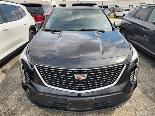 2022 Cadillac XT4 Luxury