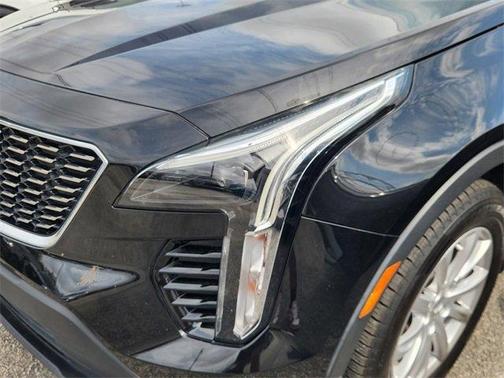 2022 Cadillac XT4 Luxury