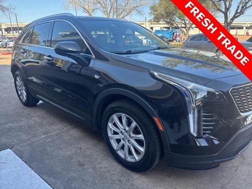 2022 Cadillac XT4 Luxury