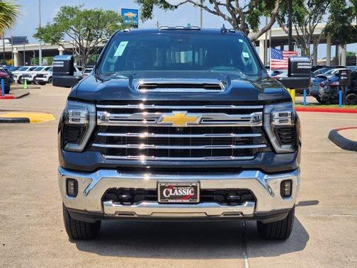 2024 Chevrolet Silverado 3500 LTZ