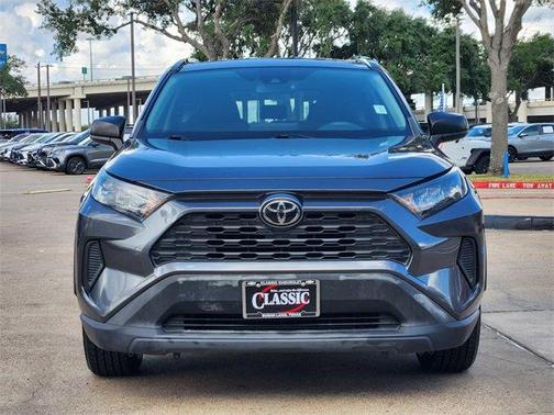 2019 Toyota RAV4 LE