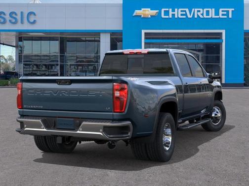 2026 Chevrolet Silverado 3500 LT