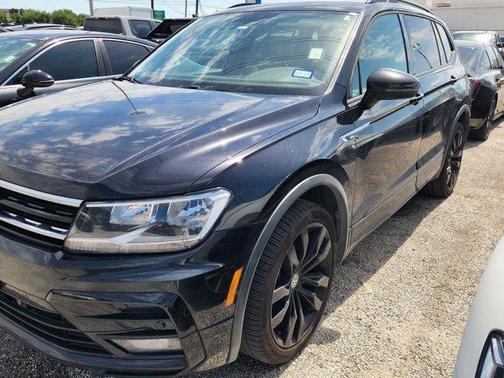 2020 Volkswagen Tiguan 2.0T SE R-Line Black
