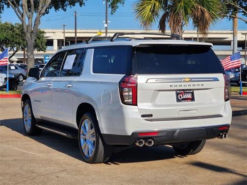 2023 Chevrolet Suburban High Country
