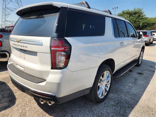 2023 Chevrolet Suburban High Country