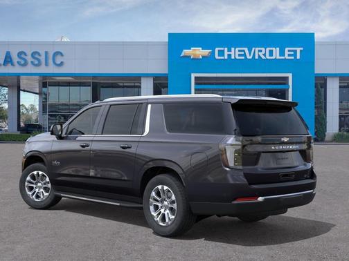 2025 Chevrolet Suburban LT