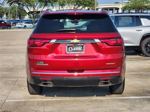 2023 Chevrolet Traverse Premier