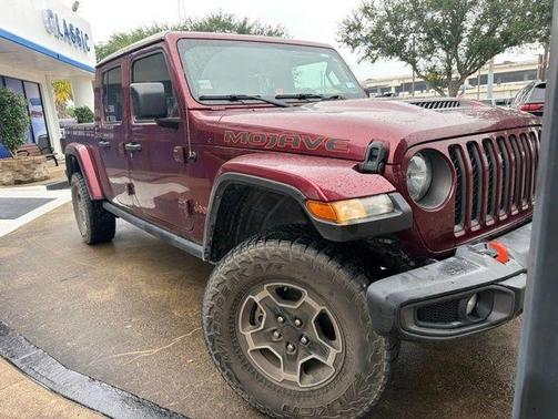Snazzberry Pearlcoat 2021 Jeep Gladiator Mojave
