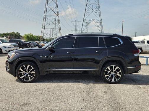 2025 Volkswagen Atlas 2.0T SEL Premium R-Line