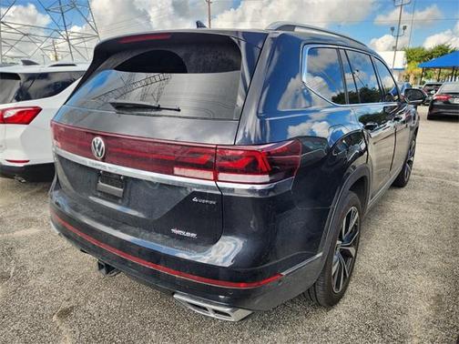 2025 Volkswagen Atlas 2.0T SEL Premium R-Line