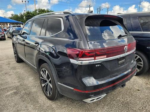 2025 Volkswagen Atlas 2.0T SEL Premium R-Line