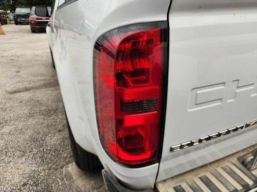 Summit White 2021 Chevrolet Colorado WT