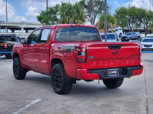 Red Alert 2022 Nissan Frontier SV
