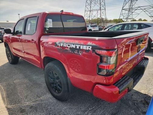 2022 Nissan Frontier SV
