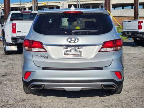 Circuit Silver 2019 Hyundai Santa Fe XL SE