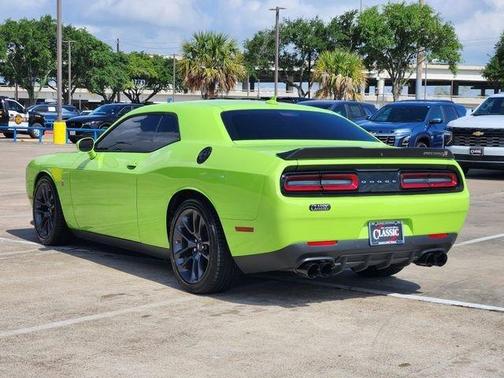 Sublime Clearcoat Metallic 2023 Dodge Challenger R/T Scat Pack