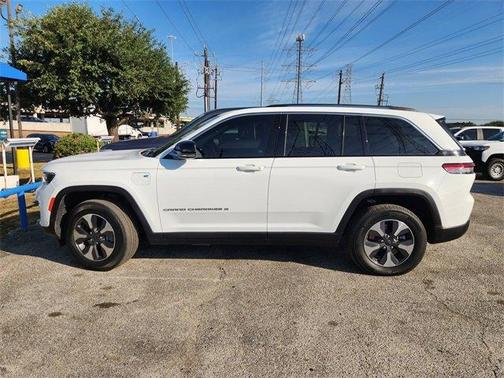 2022 Jeep Grand Cherokee 4xe Base