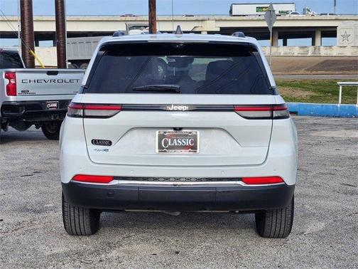 2022 Jeep Grand Cherokee 4xe Base