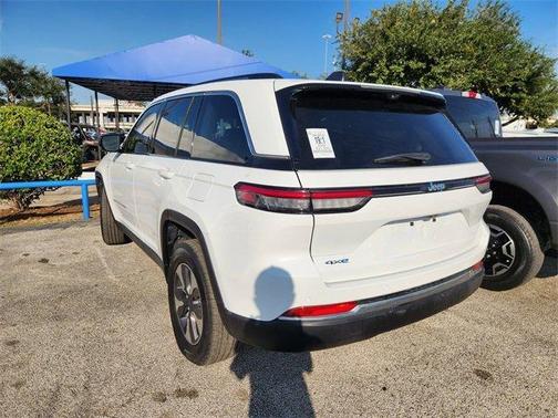 2022 Jeep Grand Cherokee 4xe Base