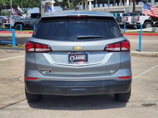 Sterling Gray Metallic 2024 Chevrolet Equinox LS