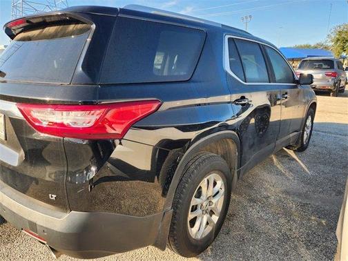 2018 Chevrolet Traverse LT Cloth