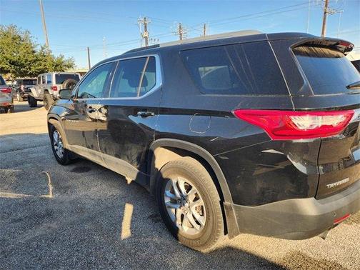 2018 Chevrolet Traverse LT Cloth