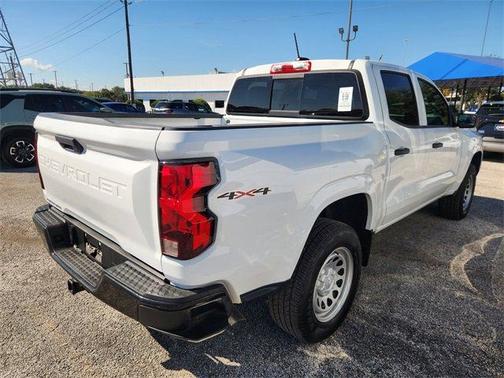 2024 Chevrolet Colorado WT