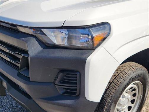 2024 Chevrolet Colorado WT