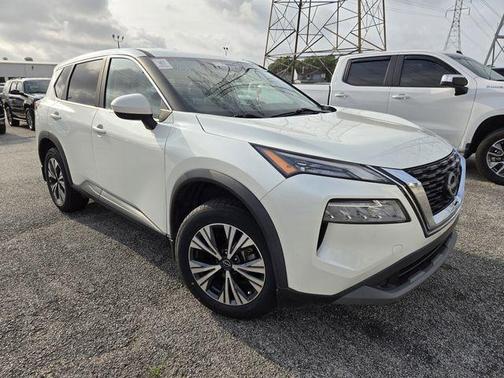White 2023 Nissan Rogue SV