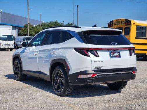 Quartz White 2022 Hyundai TUCSON SEL