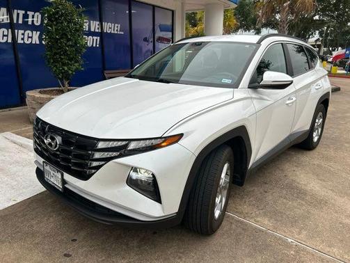 Quartz White 2022 Hyundai TUCSON SEL