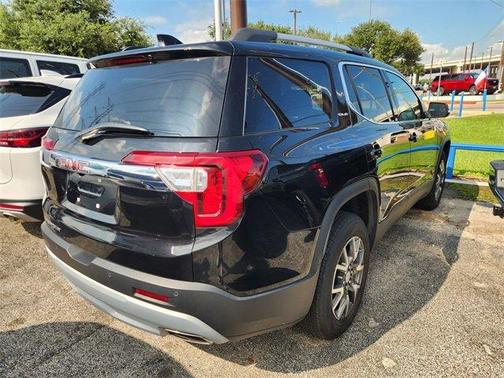 2022 GMC Acadia SLE
