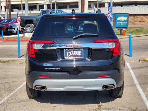 2022 GMC Acadia SLE