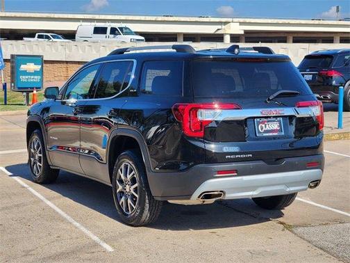 2022 GMC Acadia SLE