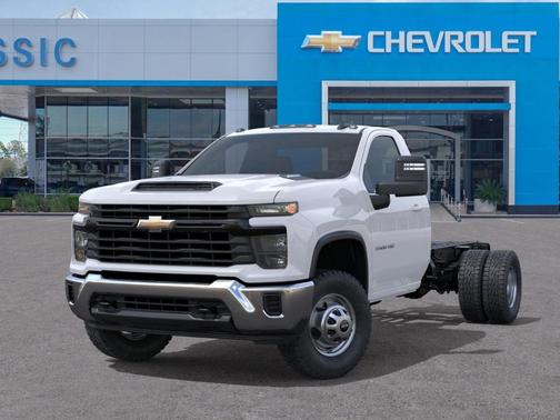 2026 Chevrolet Silverado 3500 WT