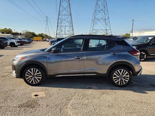 2024 Nissan Kicks SR