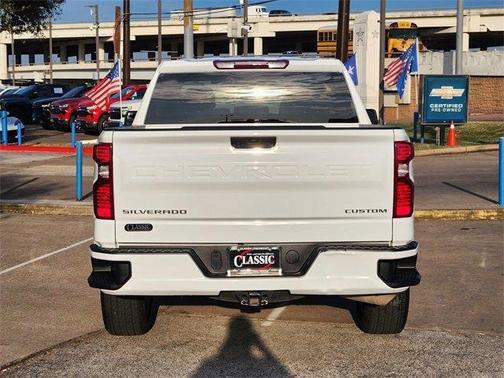 2023 Chevrolet Silverado 1500 Custom
