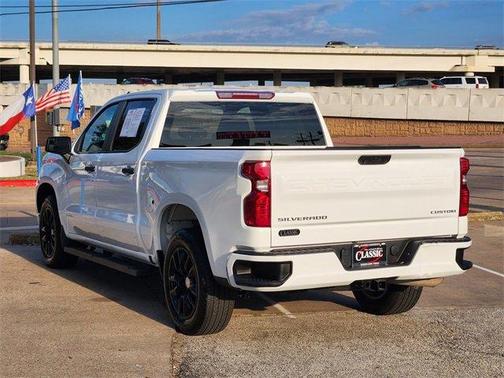 2023 Chevrolet Silverado 1500 Custom