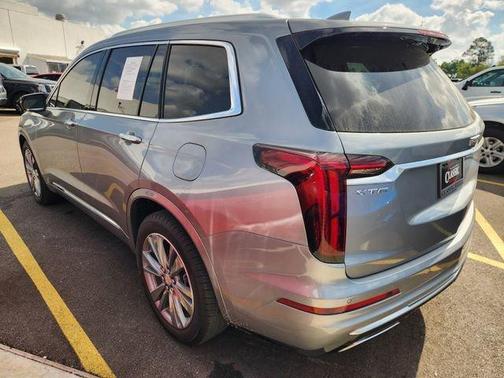 Silver Metallic 2025 Cadillac XT6 Premium Luxury FWD