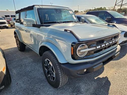 2022 Ford Bronco Outer Banks