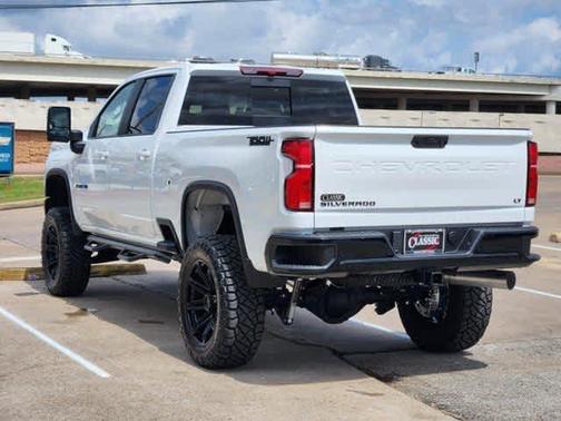 2025 Chevrolet Silverado 2500 LT