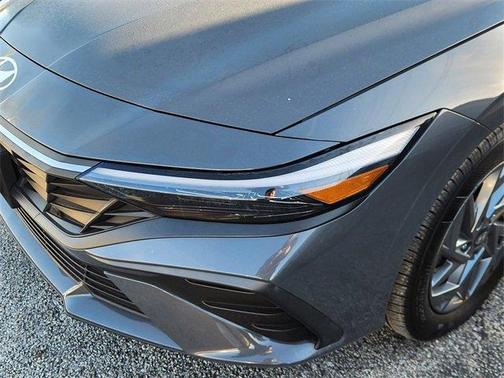 2024 Hyundai ELANTRA HEV Blue