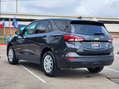 2022 Chevrolet Equinox LS