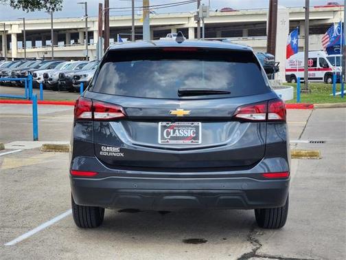 2022 Chevrolet Equinox LS