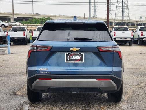 Lakeshore Blue Metallic 2026 Chevrolet Equinox LT