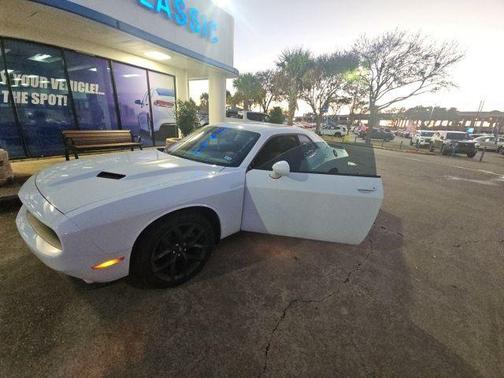 2021 Dodge Challenger SXT