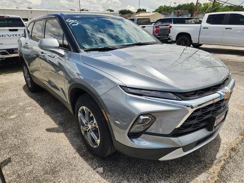 Sterling Gray Metallic 2026 Chevrolet Blazer LT
