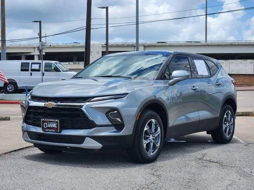 Sterling Gray Metallic 2026 Chevrolet Blazer LT