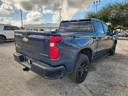 2022 Chevrolet Silverado 1500 Custom